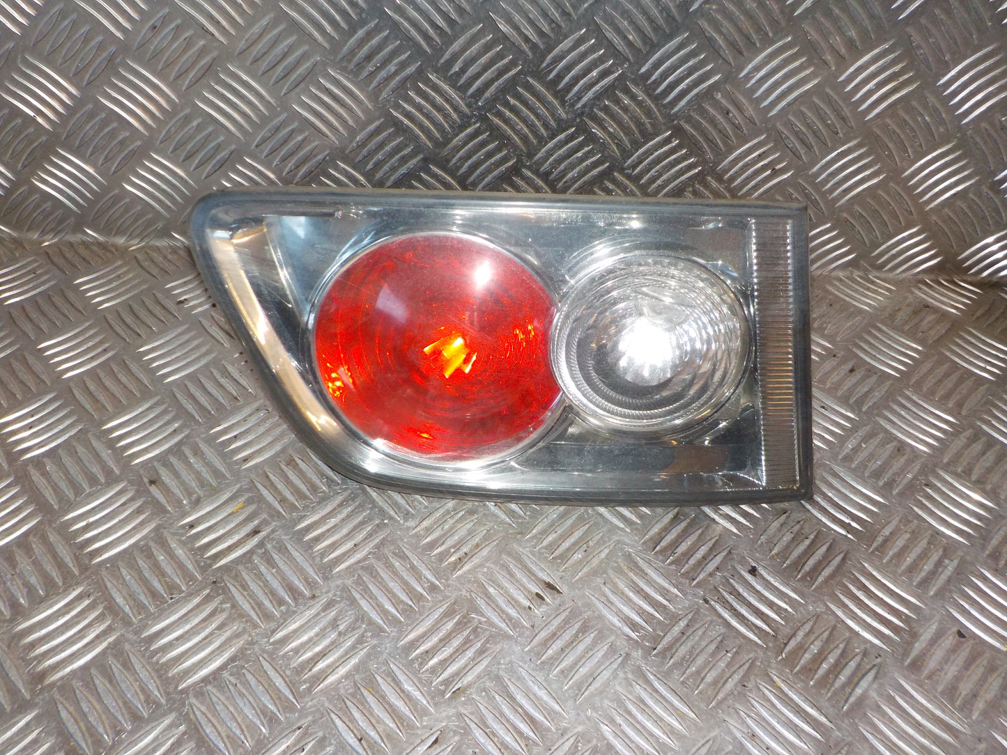 Mazda 6 GG/GY Baglygte Med OEM Nr. GR4C513G0 Fra Mazda Ophugger