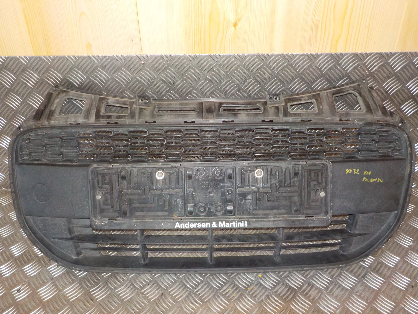 Kia Picanto Kofangergitter Med OEM Nr. 865601YBA0 Fra Kia Ophugger