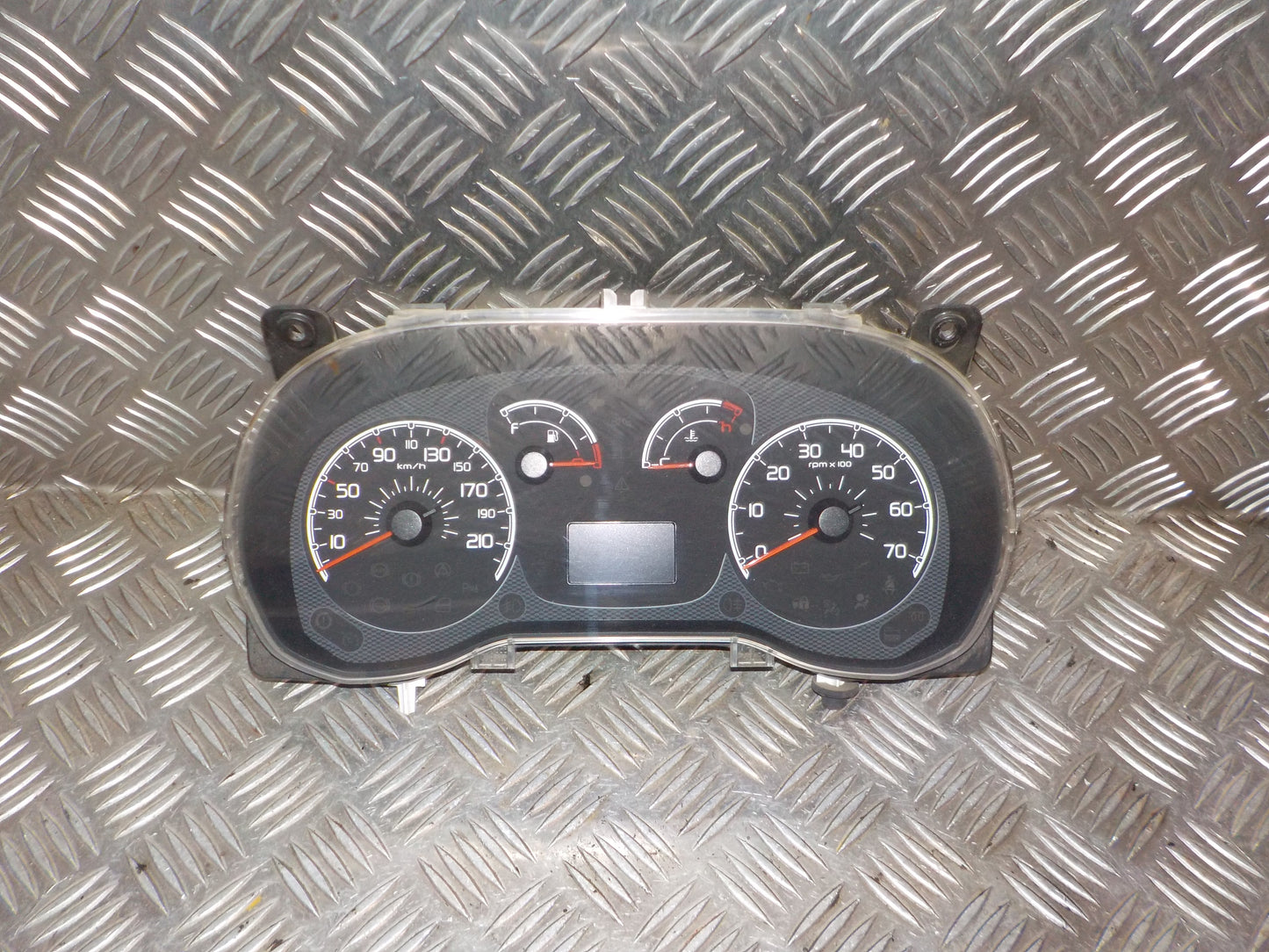 Fiat Doblo Speedometer - Instrument Med OEM Nr. 51867720 Fra Fiat Ophugger