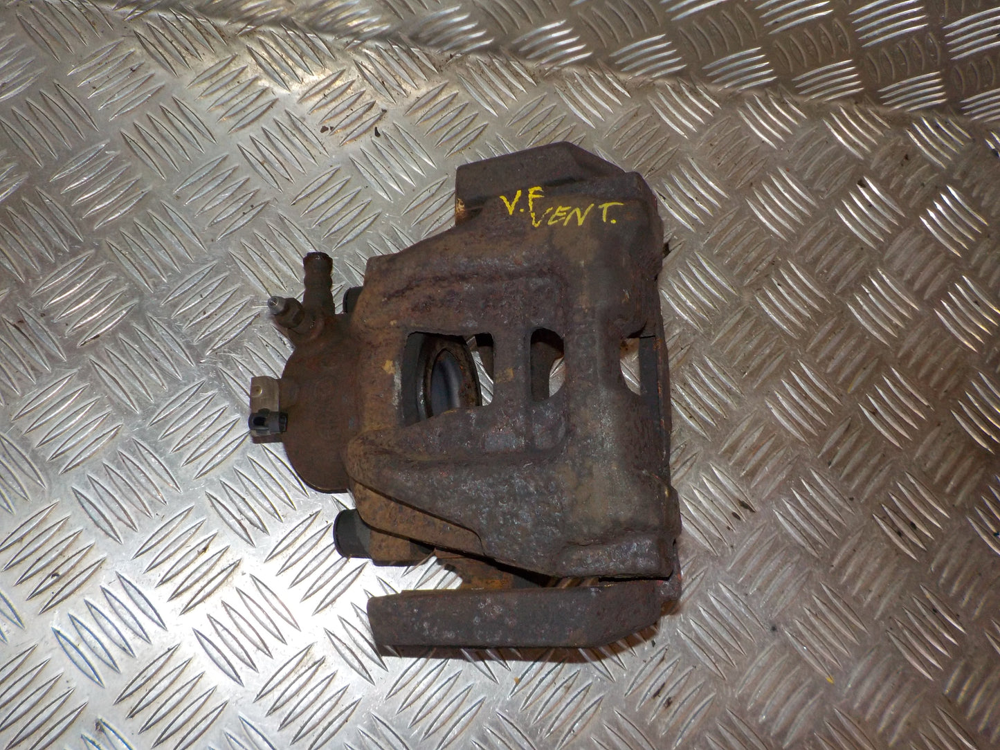 Fiat Doblo Bremsekaliber VF Med OEM Nr. 735507783 Fra Fiat Ophugger