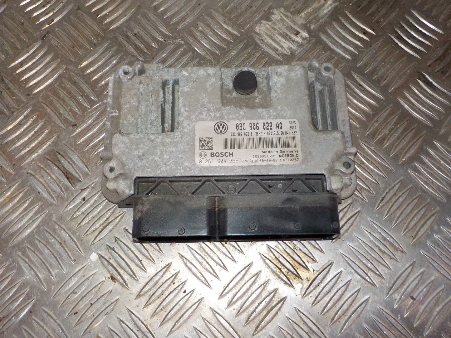 Seat Leon 1P Motorstyring - Motorstyreboks - Injection Elboks Med OEM Nr. 03C906022AQ Fra Seat Ophugger