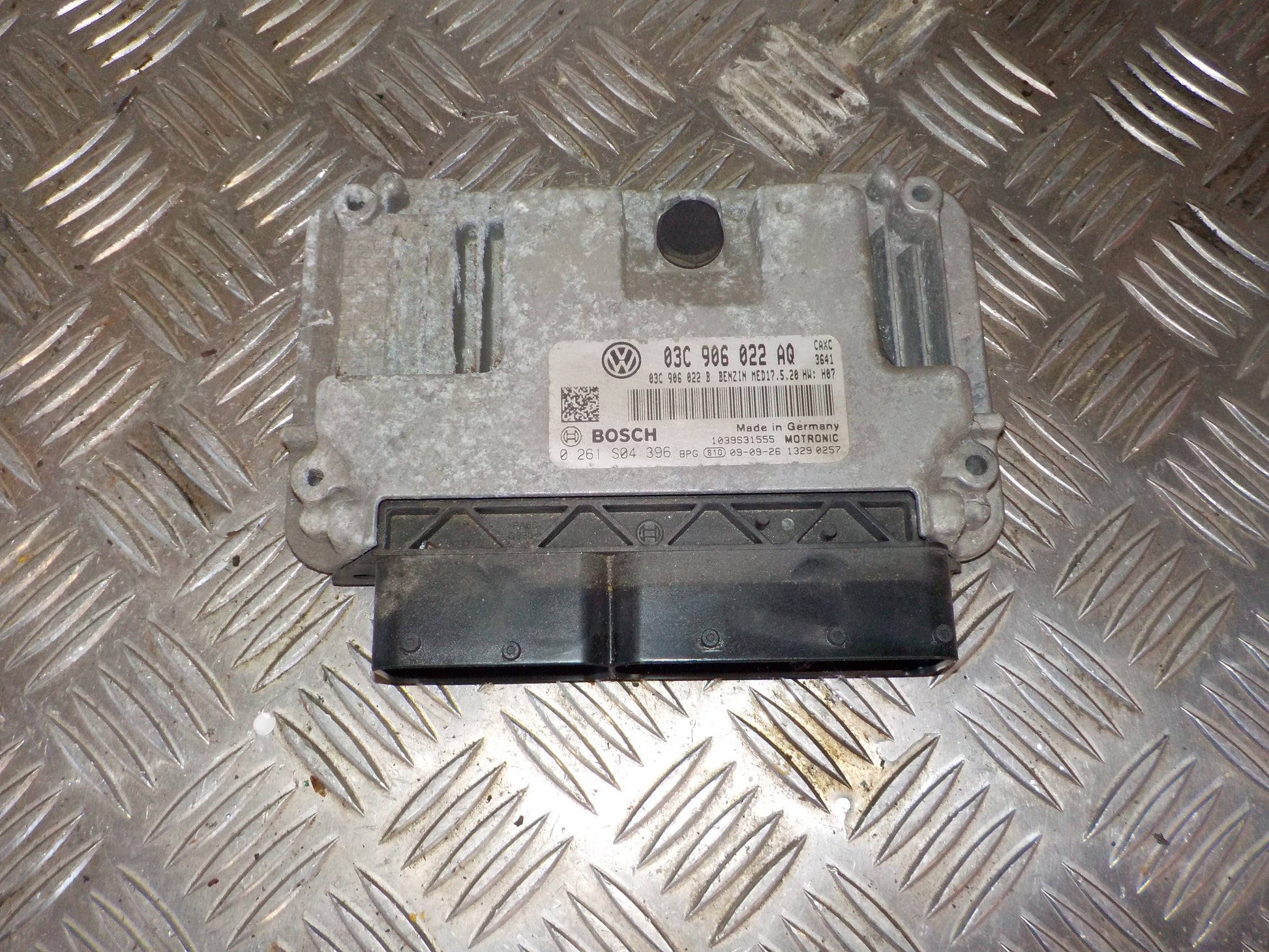 Seat Leon 1P Motorstyring - Motorstyreboks - Injection Elboks Med OEM Nr. 03C906022AQ Fra Seat Ophugger
