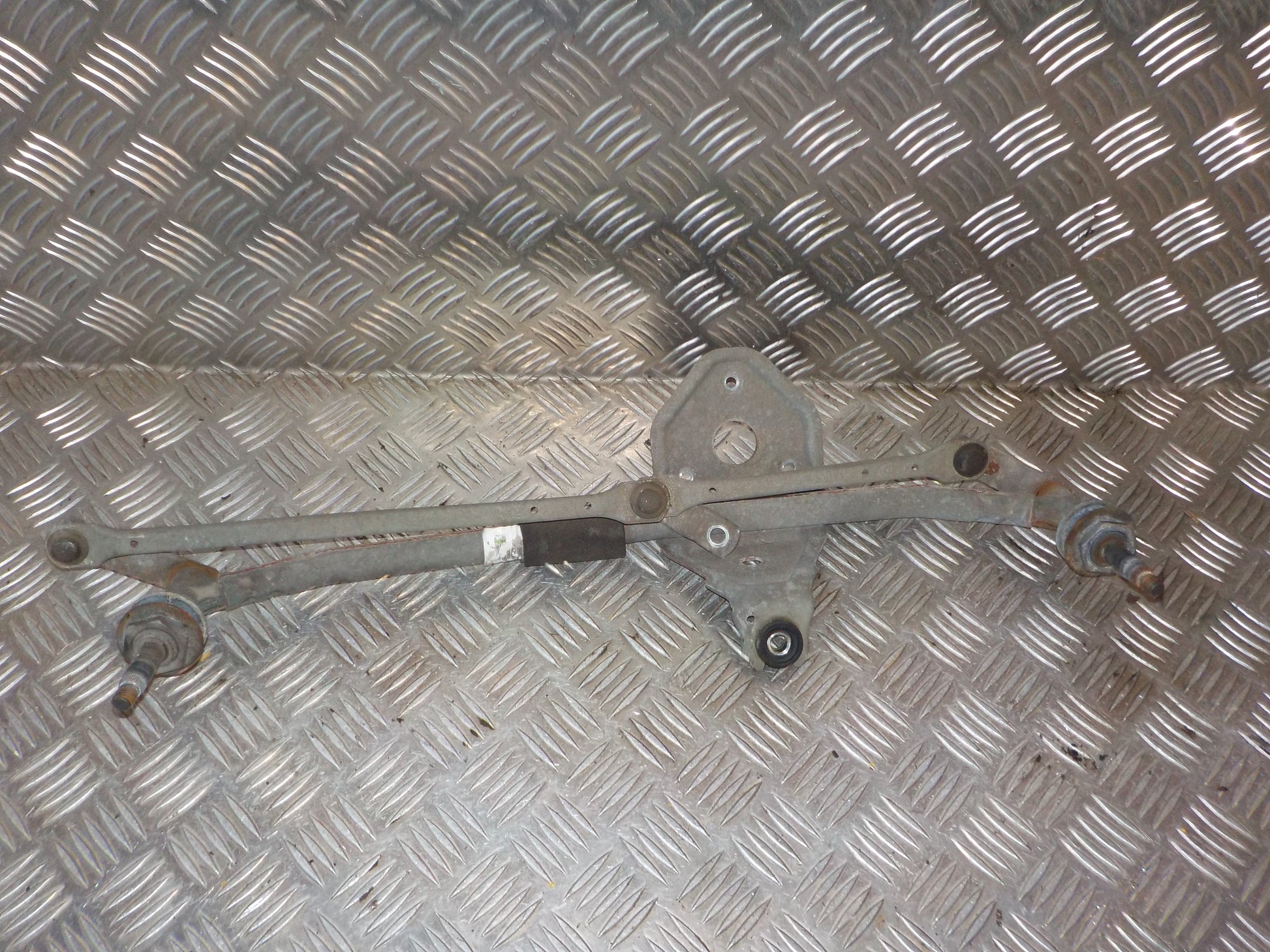 Renault Trafic 1 Viskertræk Med OEM Nr. 7701055892 Fra Renault Ophugger