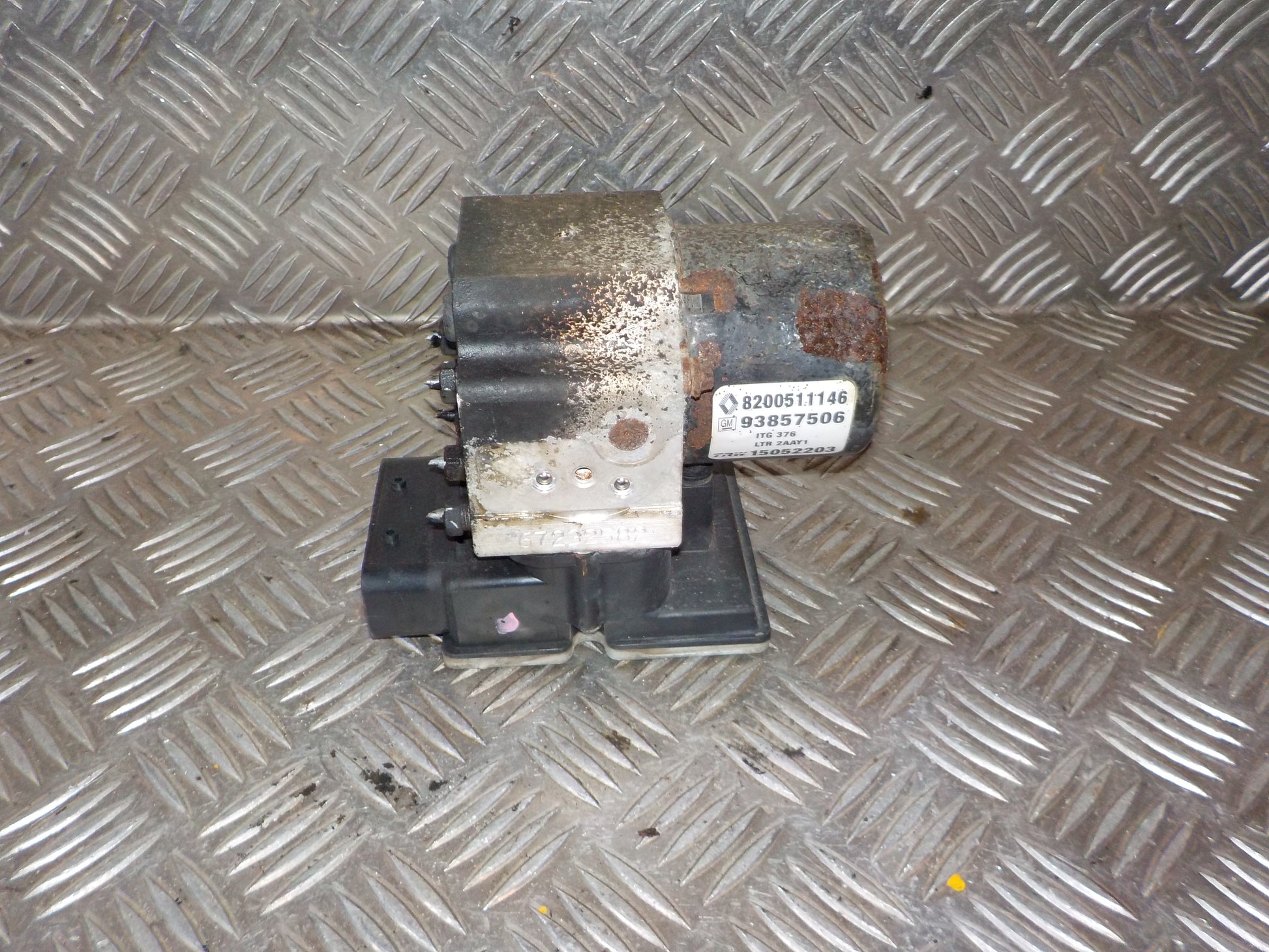 Renault Trafic 1 Abs Pumpe Med OEM Nr. 93857506 Fra Renault Ophugger