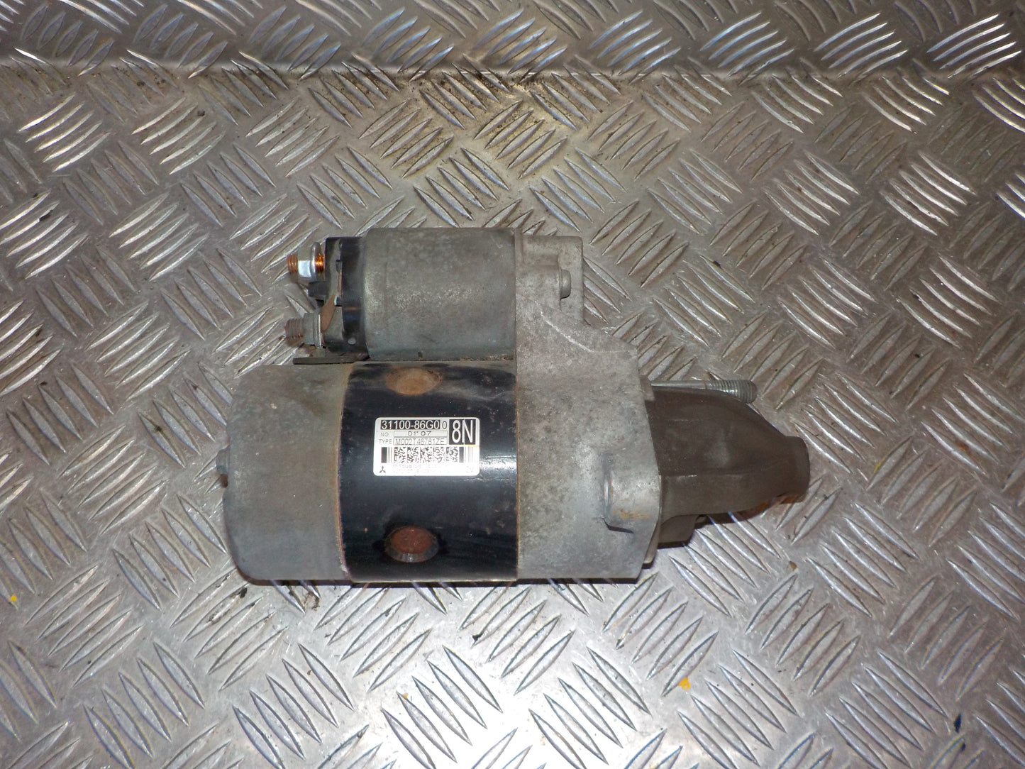 Suzuki Swift Starter Med OEM Nr. 3110086G0 Fra Suzuki Ophugger