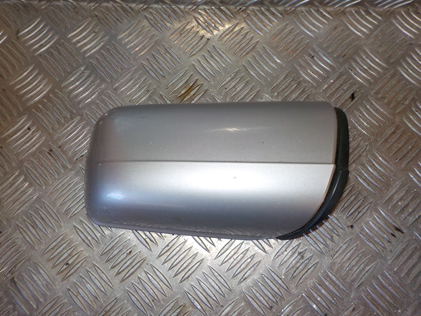 Mercedes E W210 Sidespejl Med OEM Nr. 2028100416 Fra Mercedes Ophugger