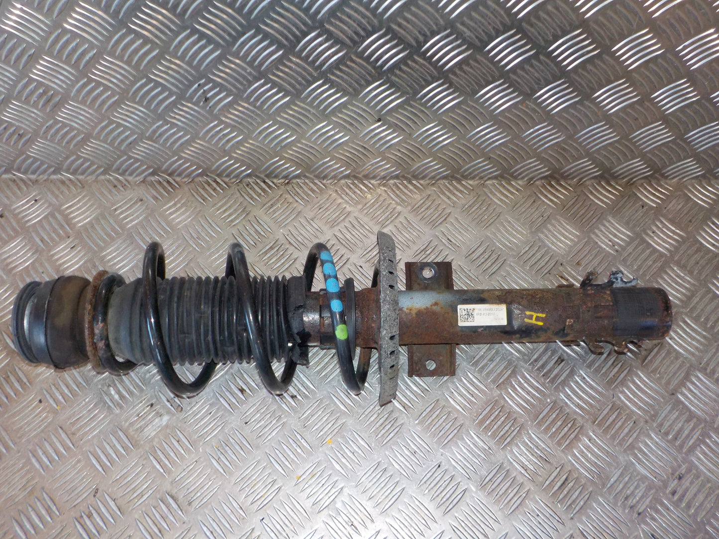 Seat Ibiza Fjederben For H Med OEM Nr. 6R0413031K Fra Seat Ophugger