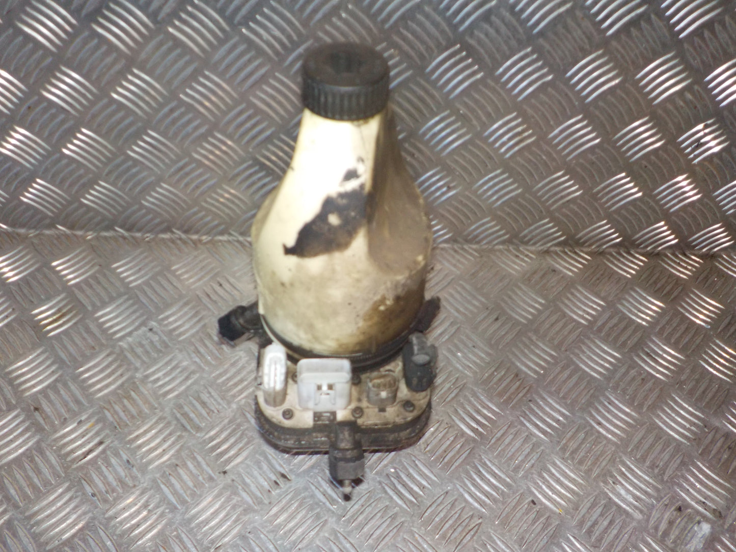 Saab 9-3 Servopumpe Med OEM Nr. Ophugger Fra Saab Ophugger