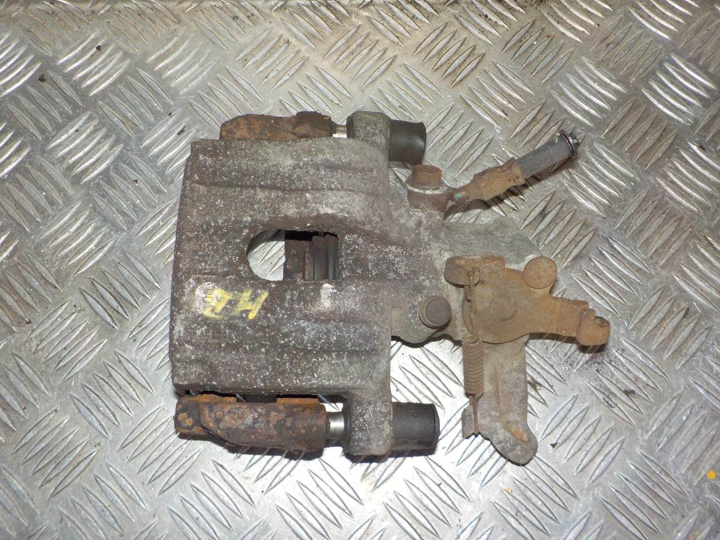 Saab 9-3 Bremsekaliber Hb Med OEM Nr. Ophugger Fra Saab Ophugger