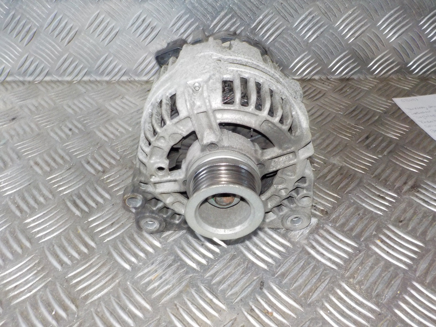 VW Polo Cla/Variant 6K Generator Med OEM Nr. 0124315005 Fra VW Ophugger