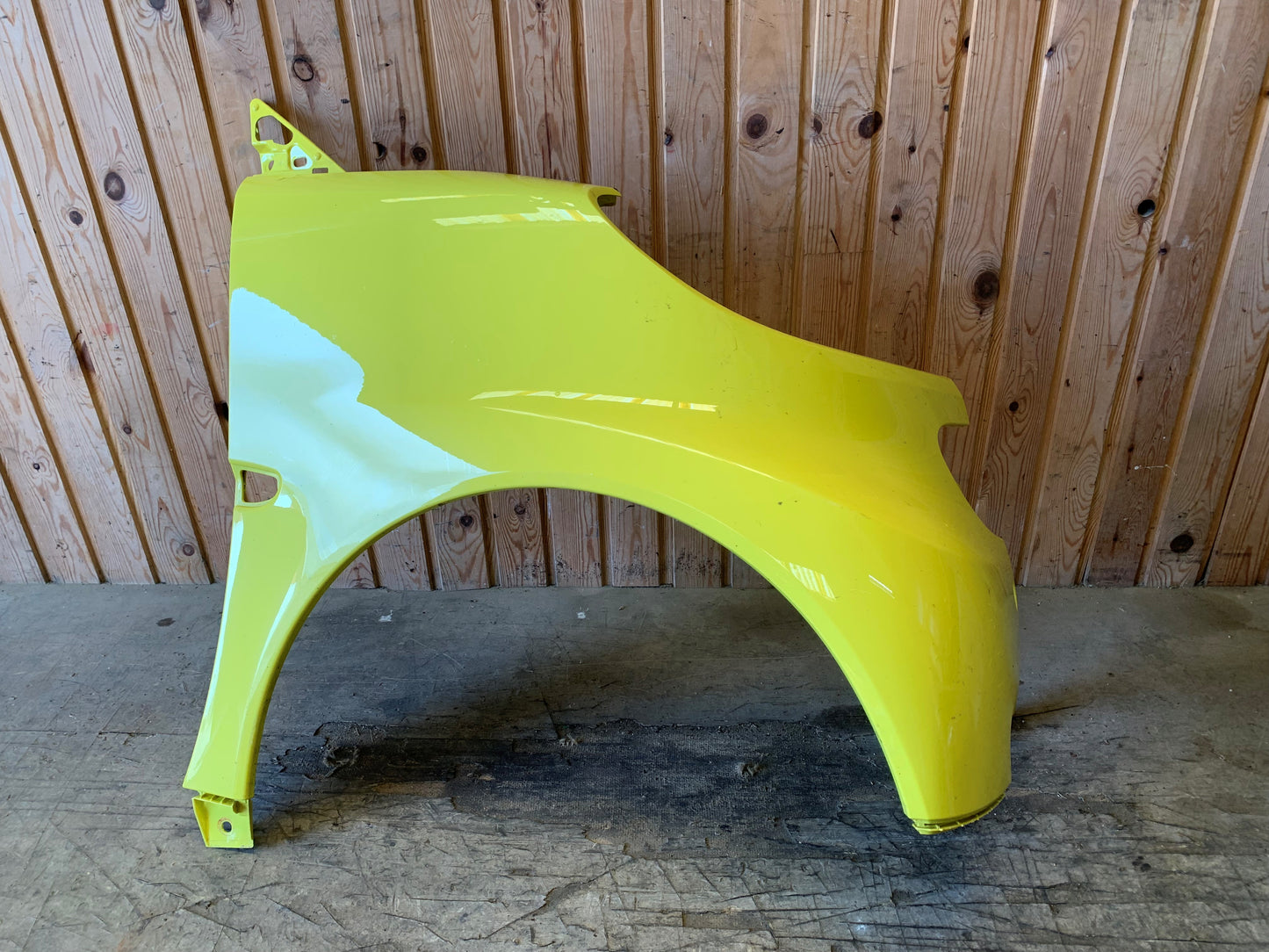 Smart Fortwo W451 Forskærm H Med OEM Nr. 4518810201 Fra Smart Ophugger