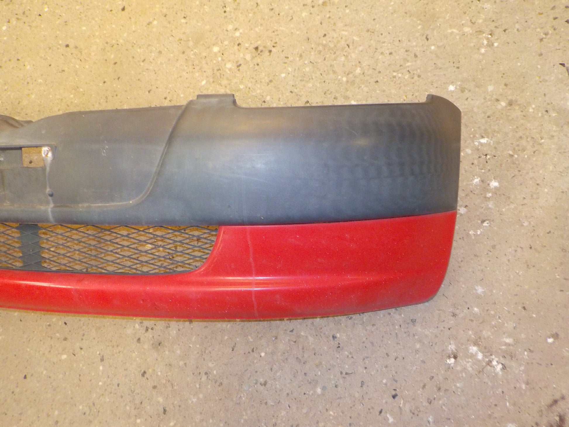 Toyota Yaris Jap. Forkofanger Med OEM Nr. 5211952904 Fra Toyota Ophugger