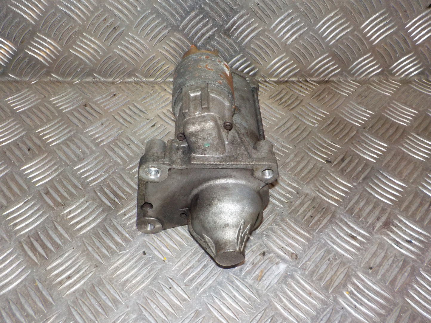 Peugeot 207 Starter Med OEM Nr. TS22E26 Fra Peugeot Ophugger