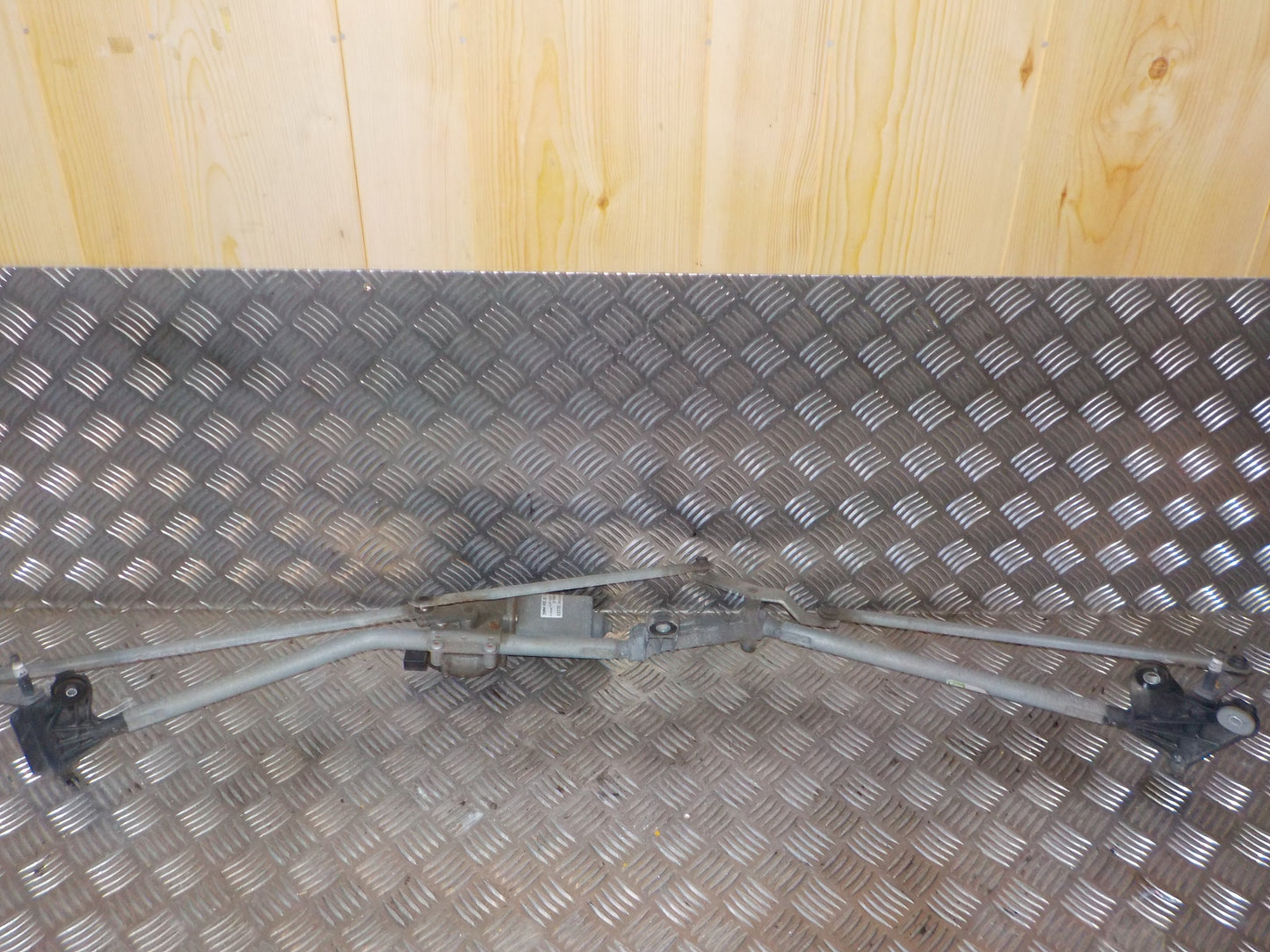 Smart Fortwo W451 Viskermotor Med OEM Nr. 4518240001 Fra Smart Ophugger