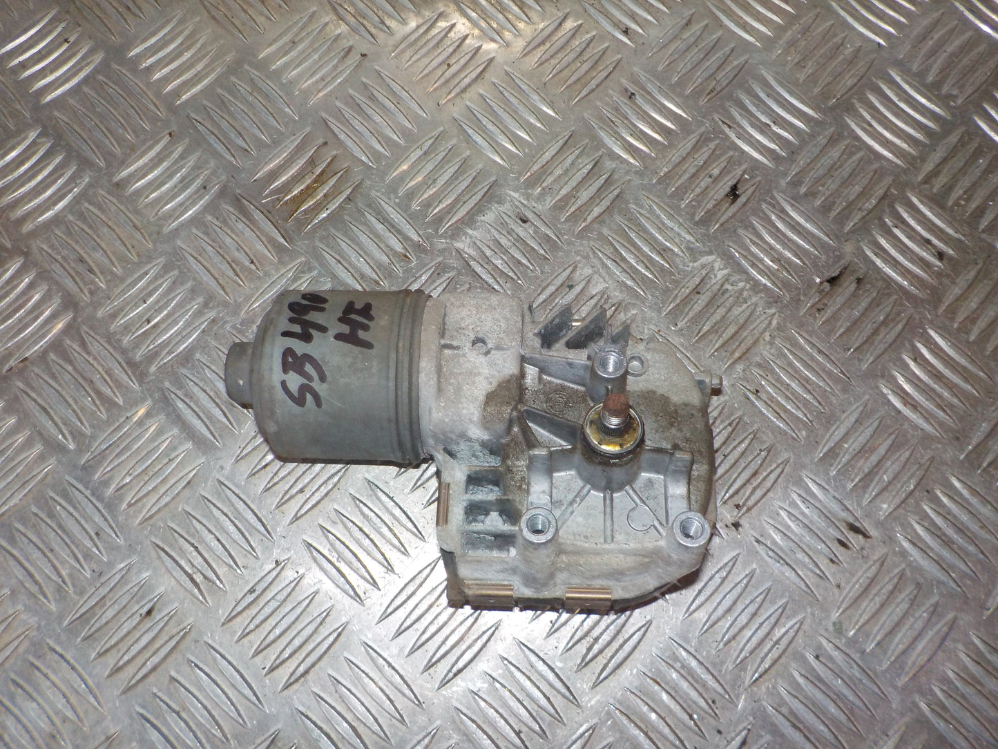 Peugeot 407 Viskermotor Med OEM Nr. 0390241969 Fra Peugeot Ophugger