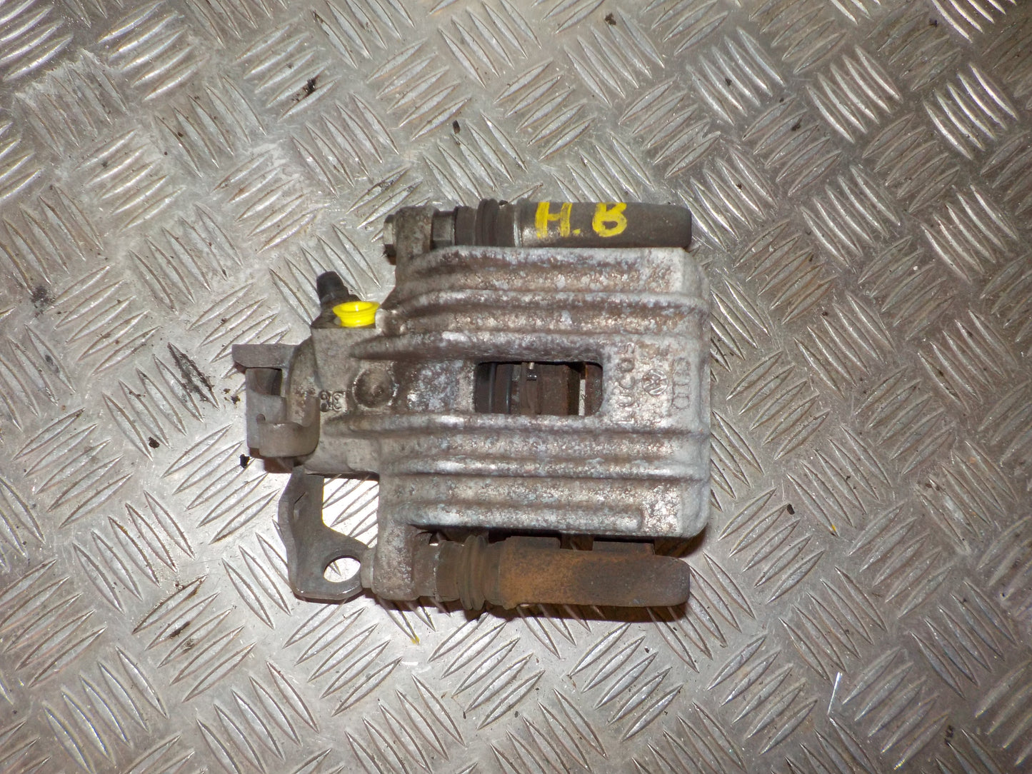 Skoda Fabia Bremsekaliber HB Med OEM Nr. 6R0615424 Fra Skoda Ophugger