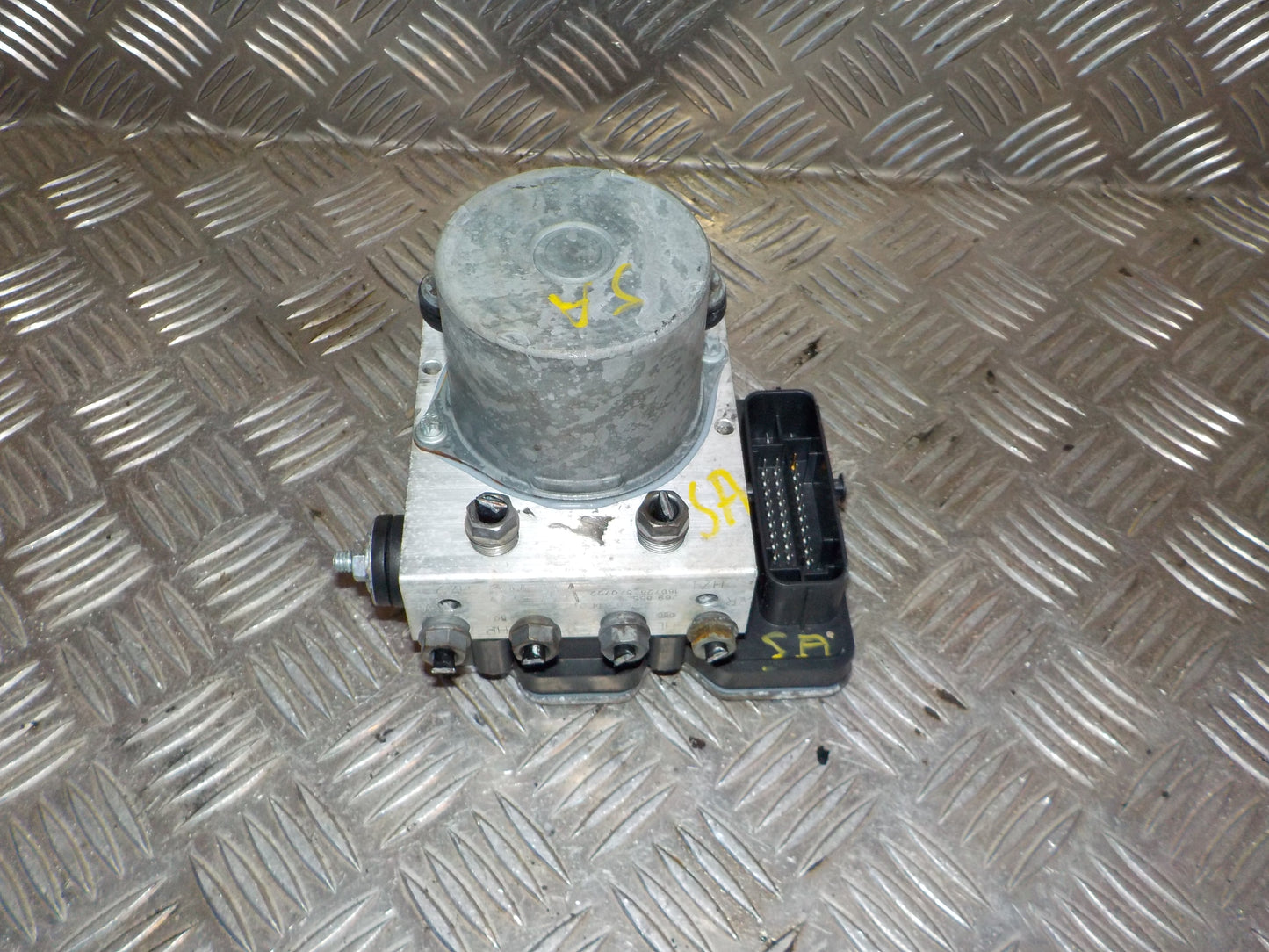 Skoda Fabia Abs Pumpe Med OEM Nr. 6C0907379B Fra Skoda Ophugger