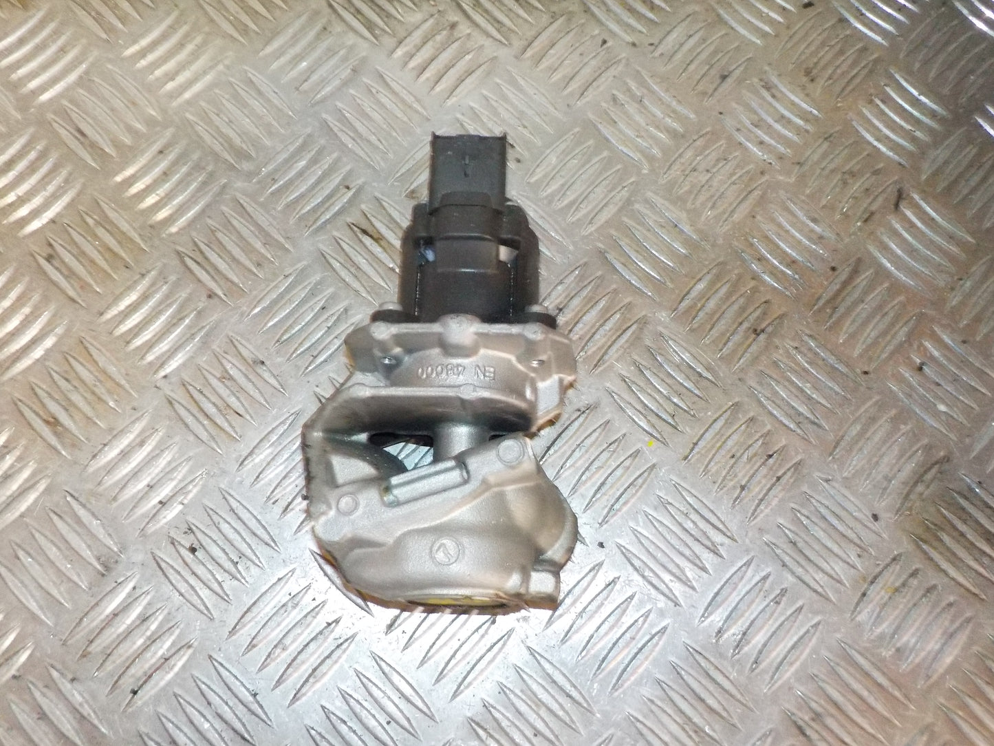 Peugeot Partner Egr Ventil Med OEM Nr. 710927R Fra Peugeot Ophugger