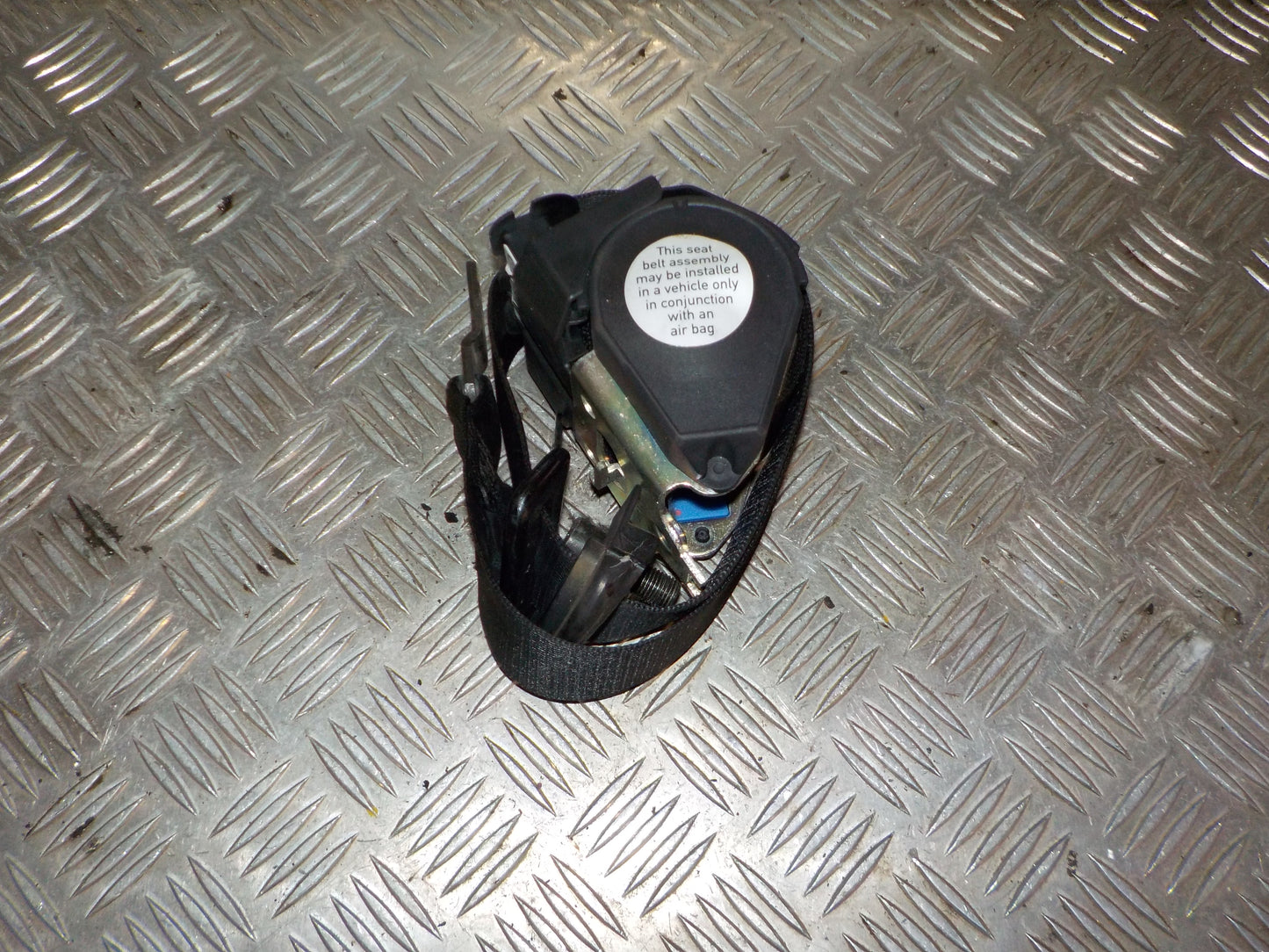 BMW 3-Serie E46 Sikkerhedsseler For Med OEM Nr. 8207965 Fra BMW Ophugger