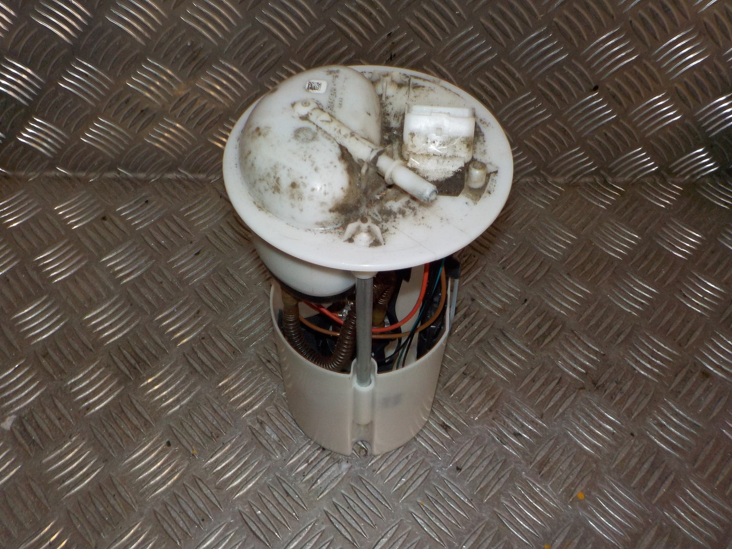 Fiat 500 Benz/Brændstofpumpe El Med OEM Nr. 51806983 Fra Fiat Ophugger