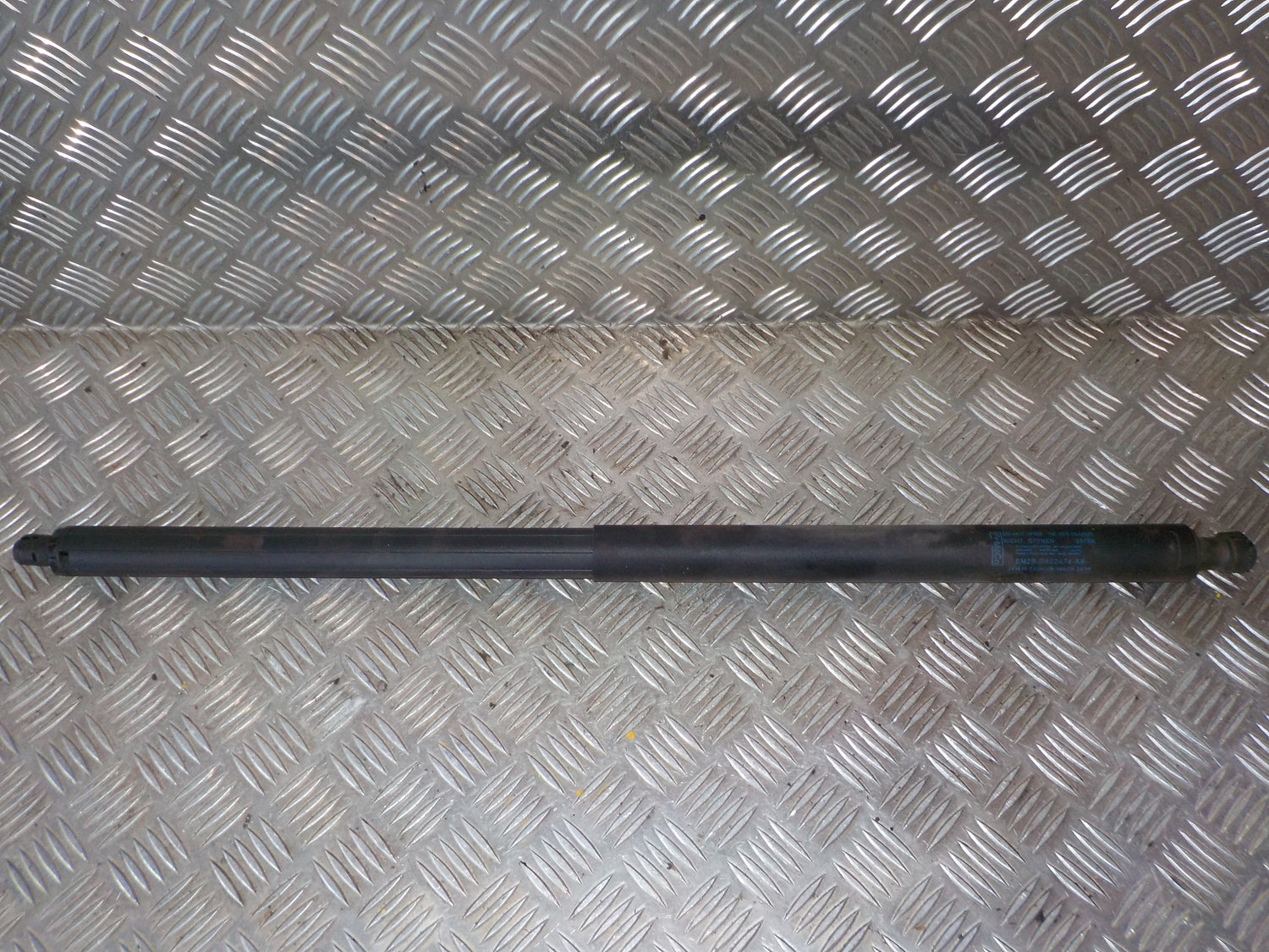 Ford S‑Max 2 Bagklapsdæmper Med OEM Nr. EM2BR402A74AB Fra Ford Ophugger