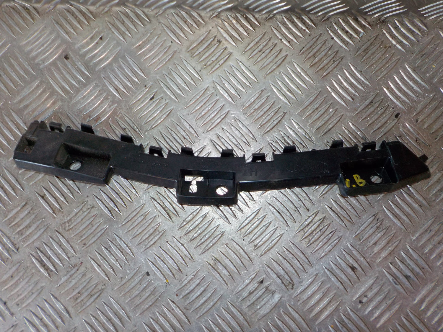 Ford S‑Max 2 Kofangerhjørne Med OEM Nr. EM2B17E851A Fra Ford Ophugger