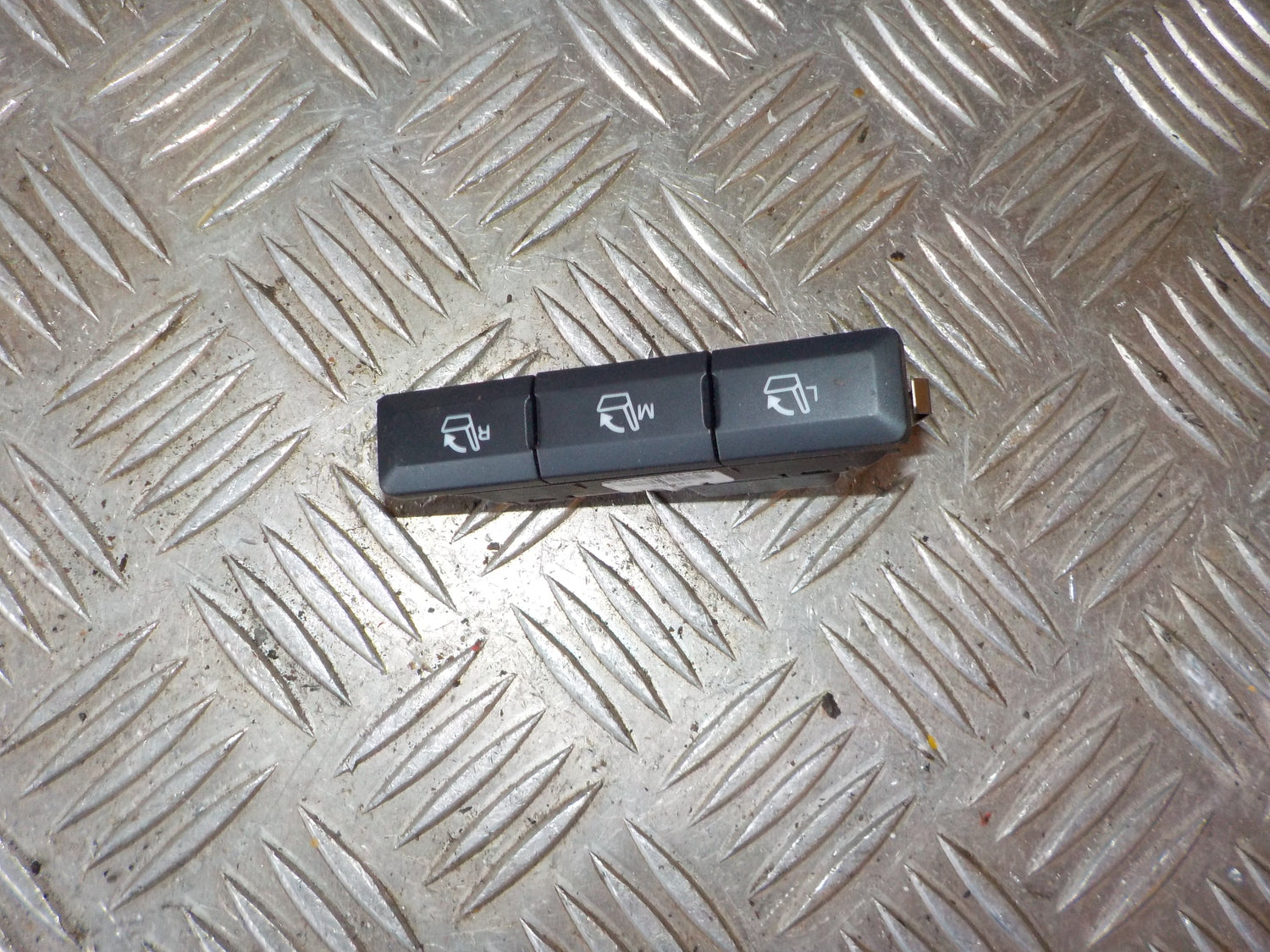 Ford S‑Max 2 Kontakt Diverse Med OEM Nr. E1GT14B178ABW Fra Ford Ophugger