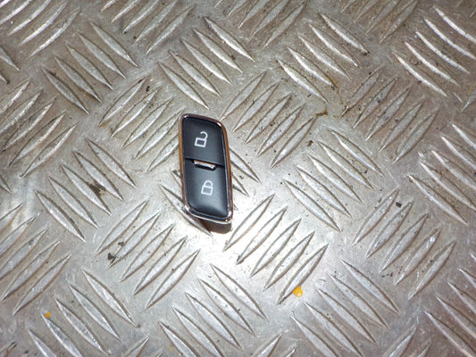 Ford S‑Max 2 Kontakt Diverse Med OEM Nr. BB5T14017CCW Fra Ford Ophugger