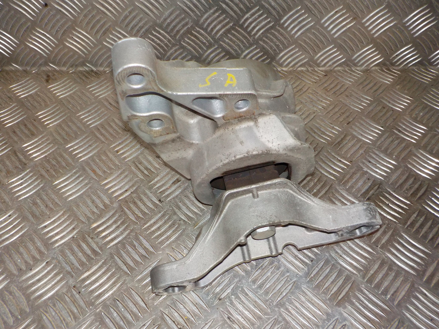 Ford S‑Max 2 Motorophæng H Med OEM Nr. DG736F012GG Fra Ford Ophugger