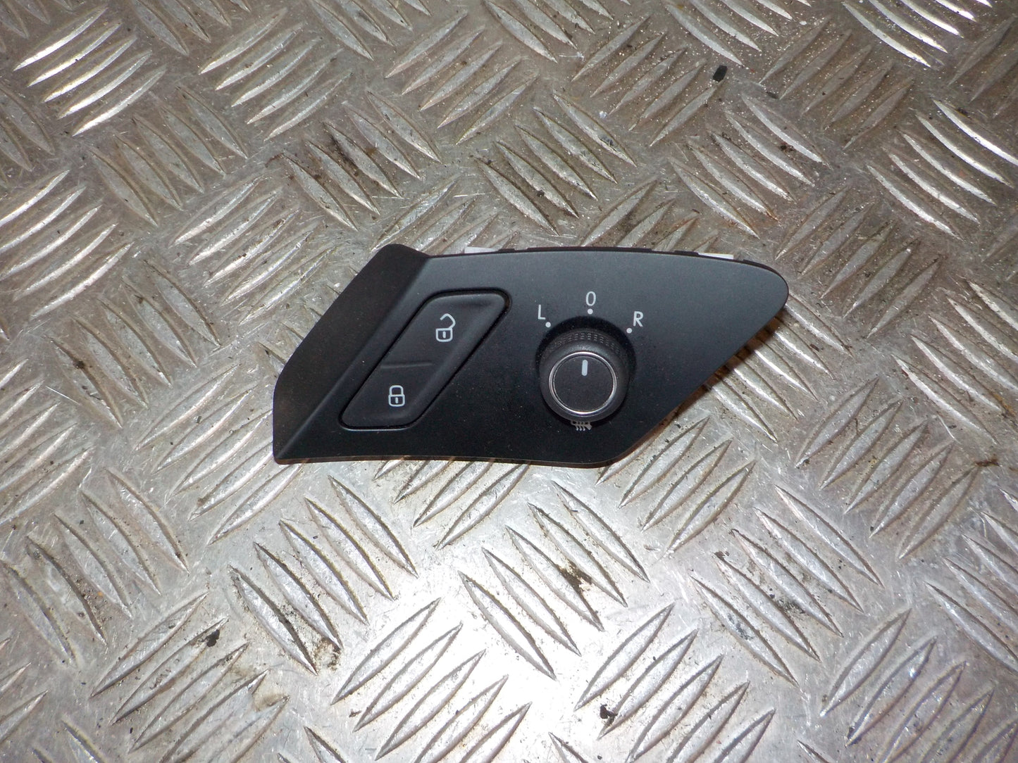 VW Golf 7 AU Kontakt Sidespejl Med OEM Nr. 5G0962125AWHS Fra VW Ophugger