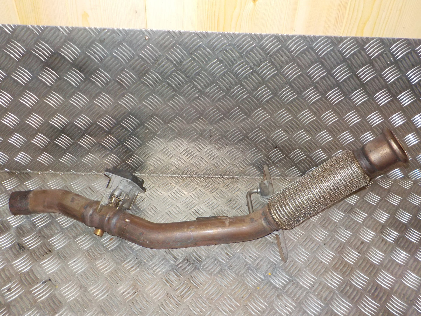 VW Golf 7 AU Udstødnings Tilgangsrør Med OEM Nr. 5Q0253101AQ Fra VW Ophugger