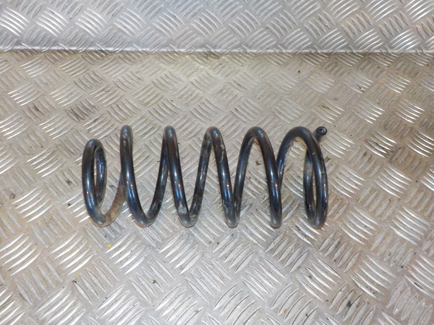 Mini Mki Bagfjeder Spiral Med OEM Nr. Ophugger Fra Mini Ophugger