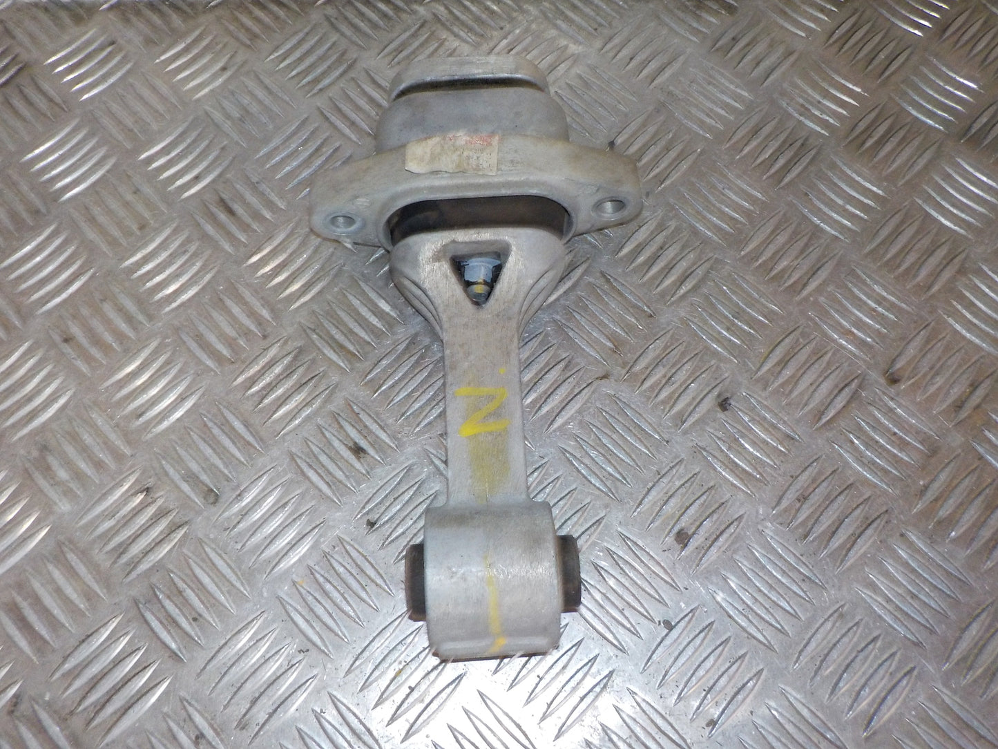 Hyundai IX20 Motorophæng Ens Med OEM Nr. 219501P000 Fra Hyundai Ophugger