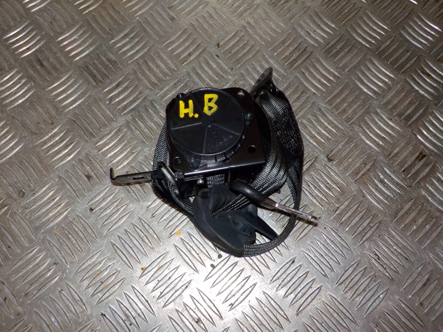 Hyundai IX20 Sikkerhedsseler Bag Med OEM Nr. 046066 Fra Hyundai Ophugger