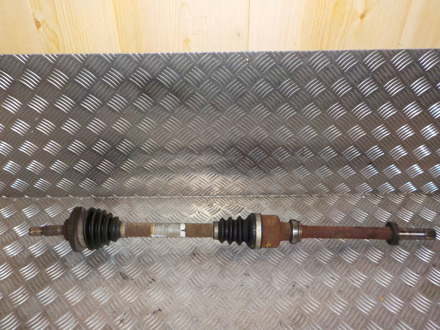 Peugeot 206+ Trækaksel For H Med OEM Nr. 9683753180 Fra Peugeot Ophugger