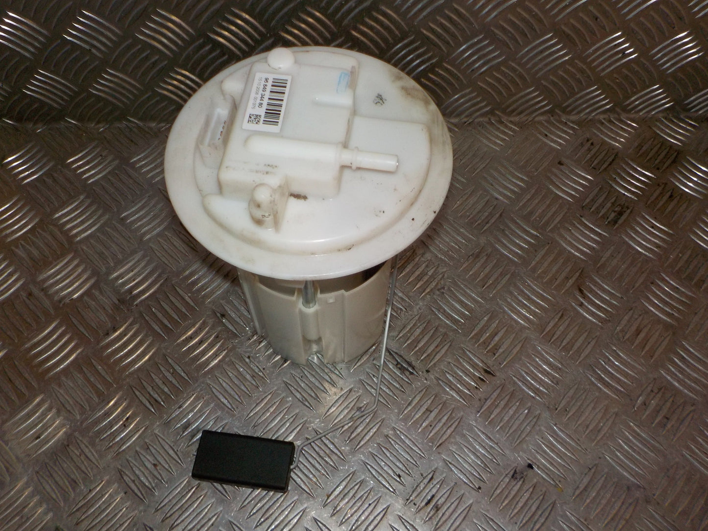 Peugeot 207 CC Benz/Brændstofpumpe El Med OEM Nr. 9684934480 Fra Peugeot Ophugger