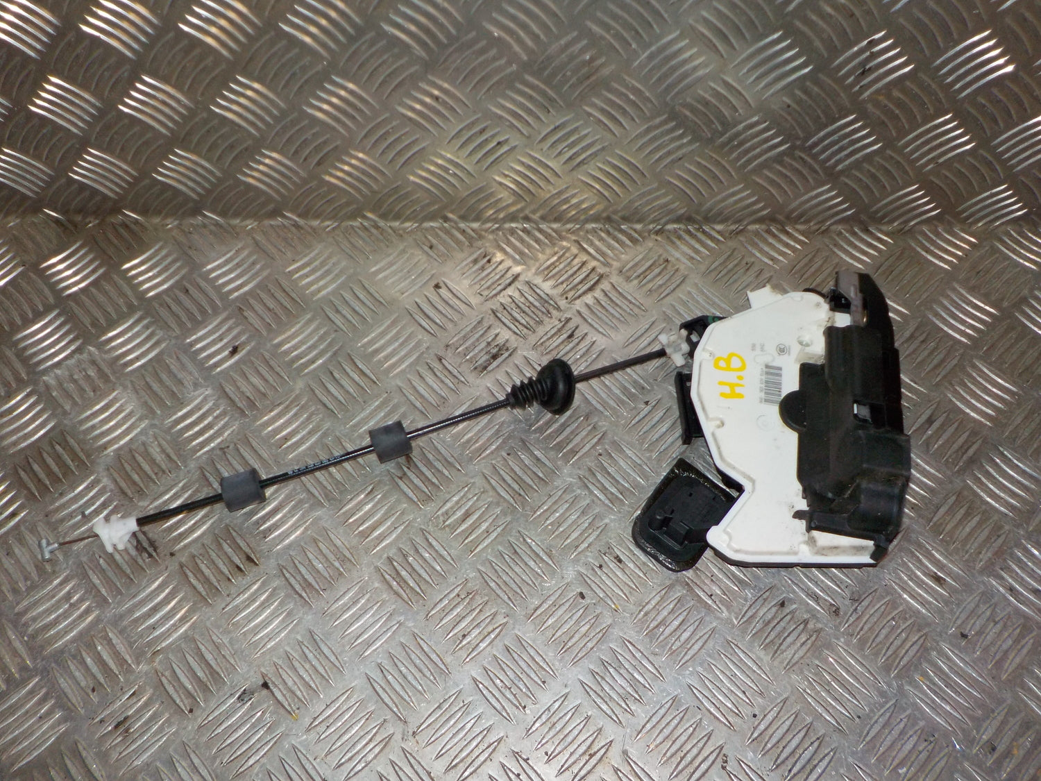 Skoda Rapid Dørlås Med OEM Nr. 5TA839016Q Fra Skoda Ophugger