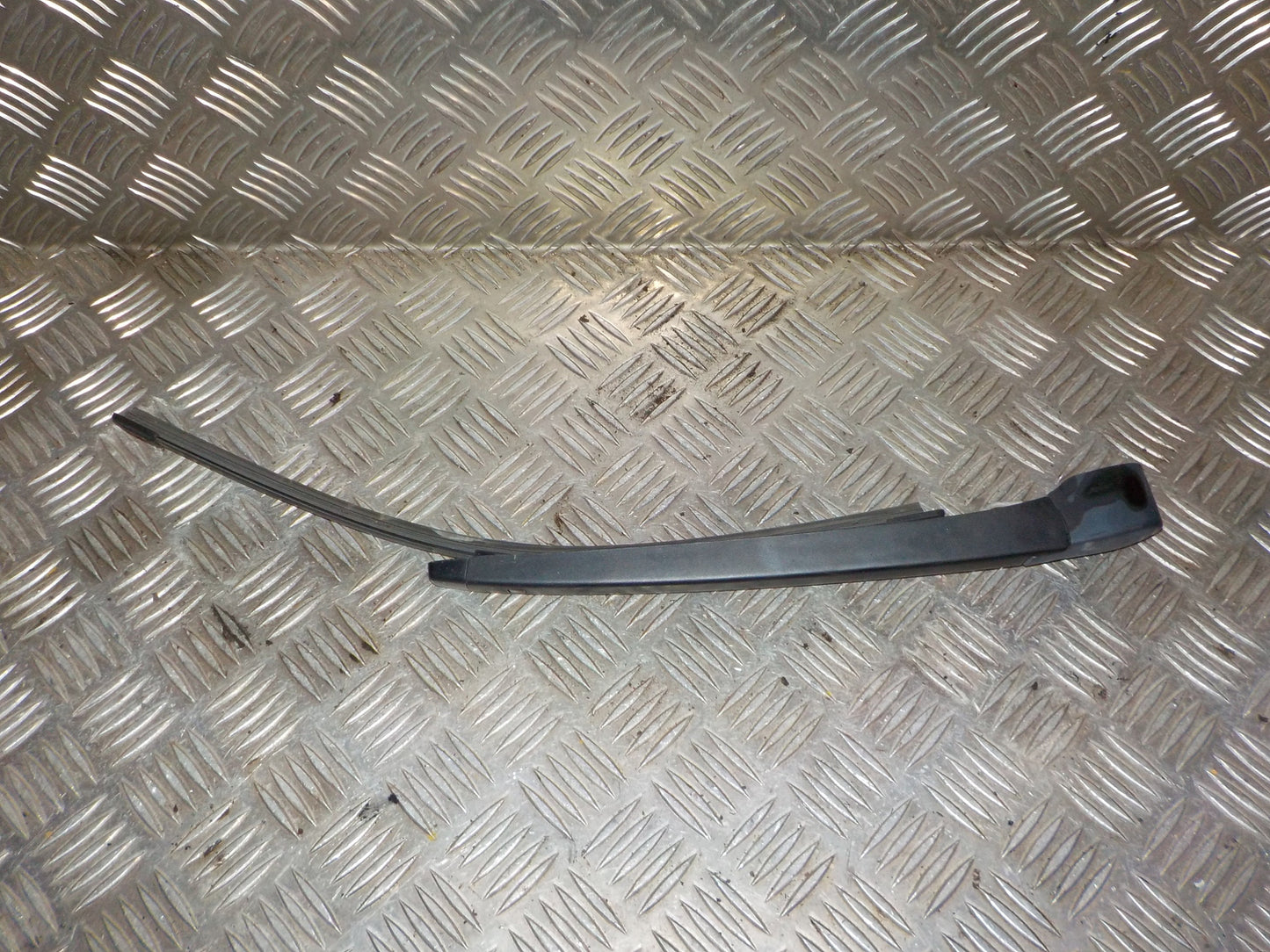 Skoda Rapid Viskerarm Med OEM Nr. 5JJ955707A Fra Skoda Ophugger