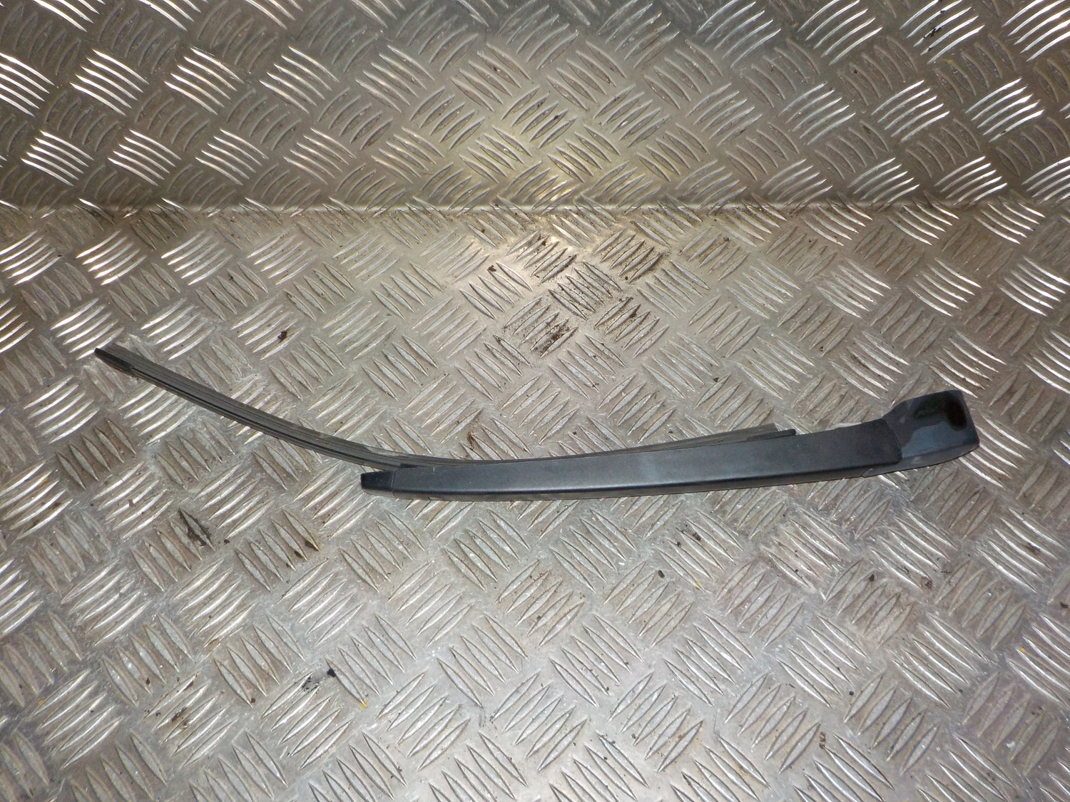 Skoda Rapid Viskerarm Med OEM Nr. 5JJ955707A Fra Skoda Ophugger