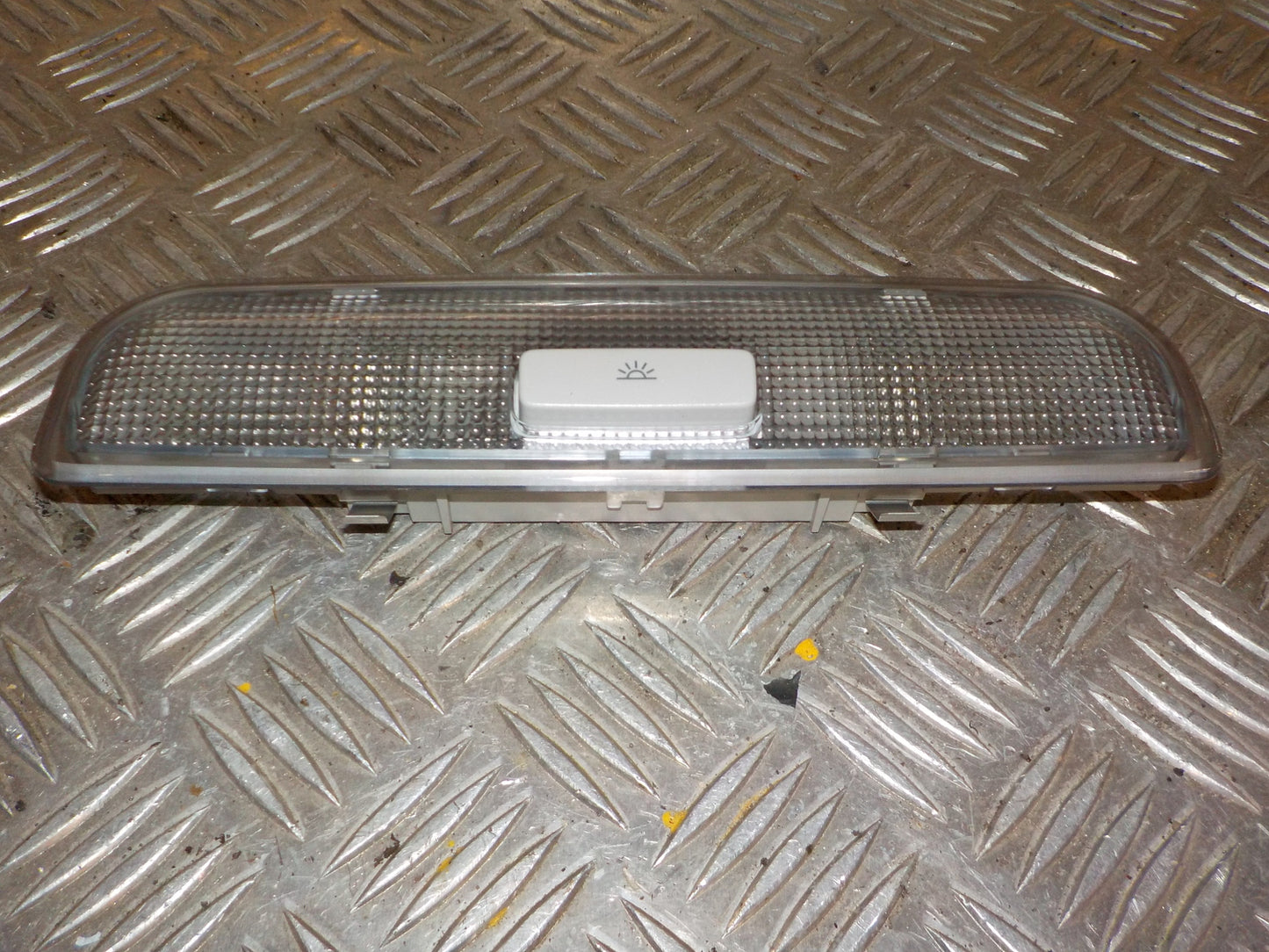 Skoda Rapid Loftslys Med OEM Nr. 8P0947111 Fra Skoda Ophugger