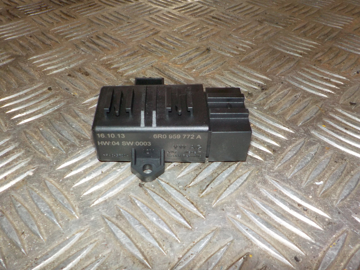 Skoda Rapid Relæ Diverse Med OEM Nr. 6R0959772A Fra Skoda Ophugger