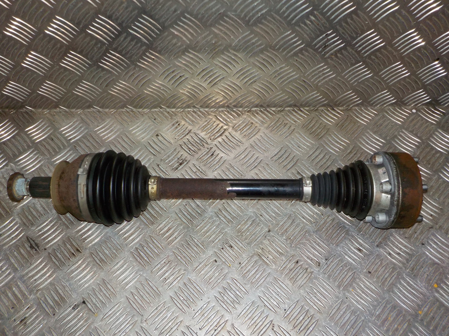 Skoda Rapid Trækaksel For V Med OEM Nr. 6R0407761K Fra Skoda Ophugger