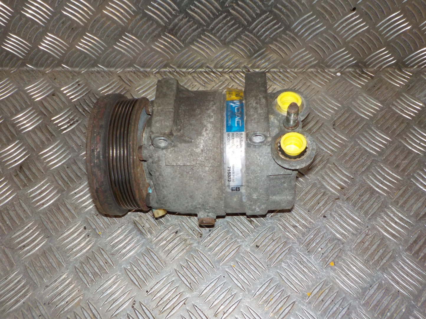 Chevrolet Nubira Aircondition Pumpe Med OEM Nr. 715372 Fra Chevrolet Ophugger