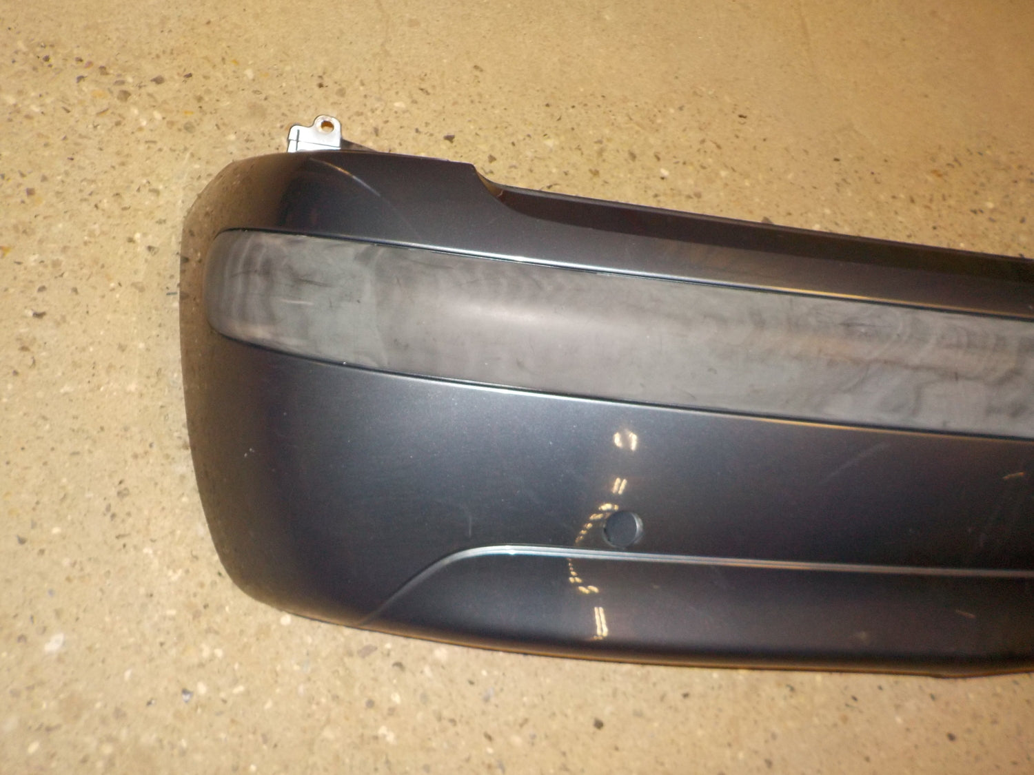 Citroen C3 Bagkofanger Med OEM Nr. 7410R6 Fra Citroen Ophugger