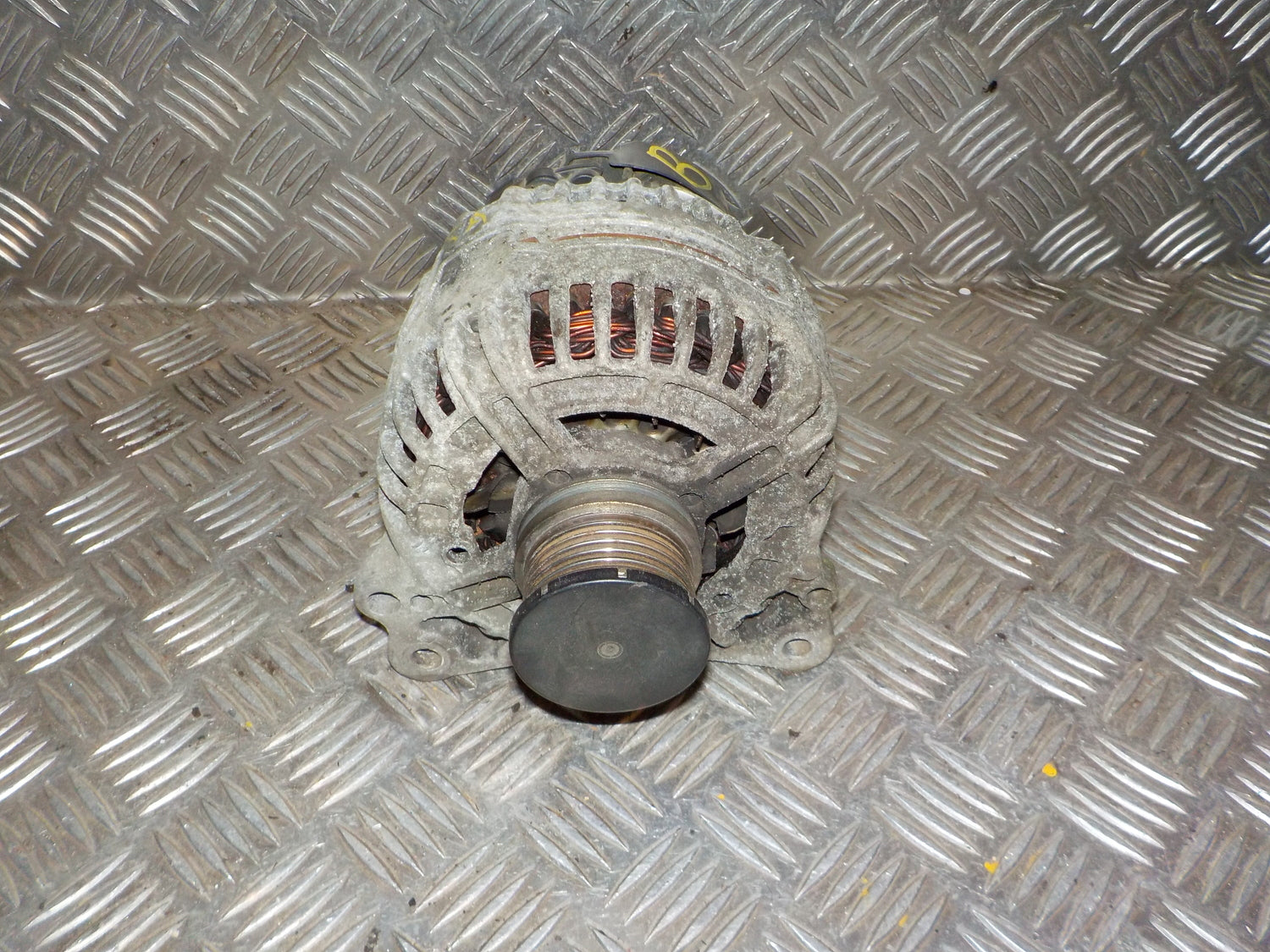 Skoda Superb Generator Med OEM Nr. 06F903023N Fra Skoda Ophugger