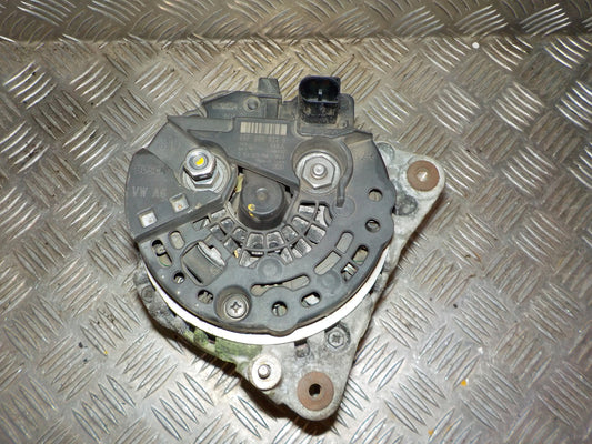 Skoda Superb Generator Med OEM Nr. 06F903023N Fra Skoda Ophugger
