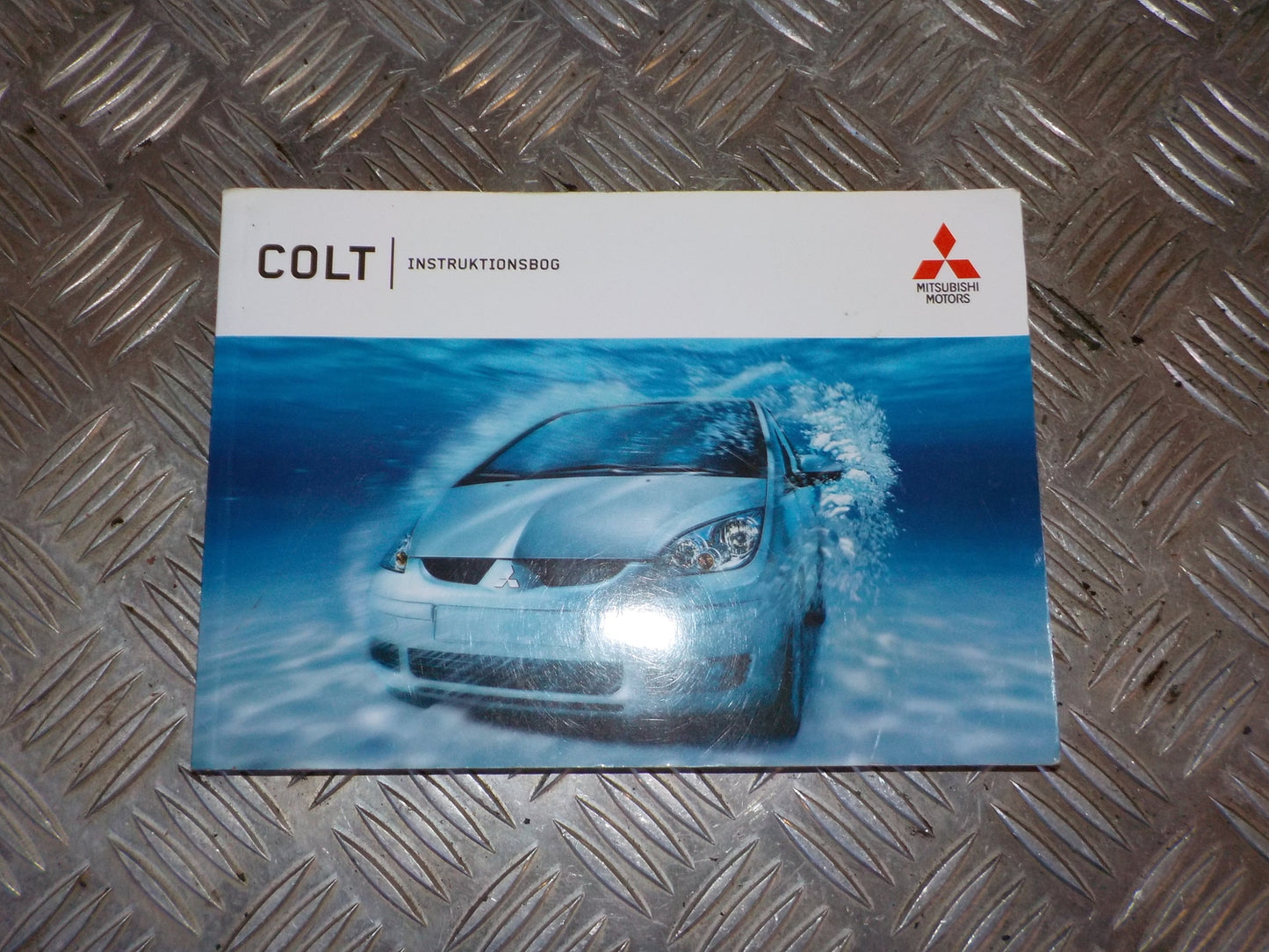 Mitsubishi Colt Instruktionsbog Med OEM Nr. DANSK Fra Mitsubishi Ophugger