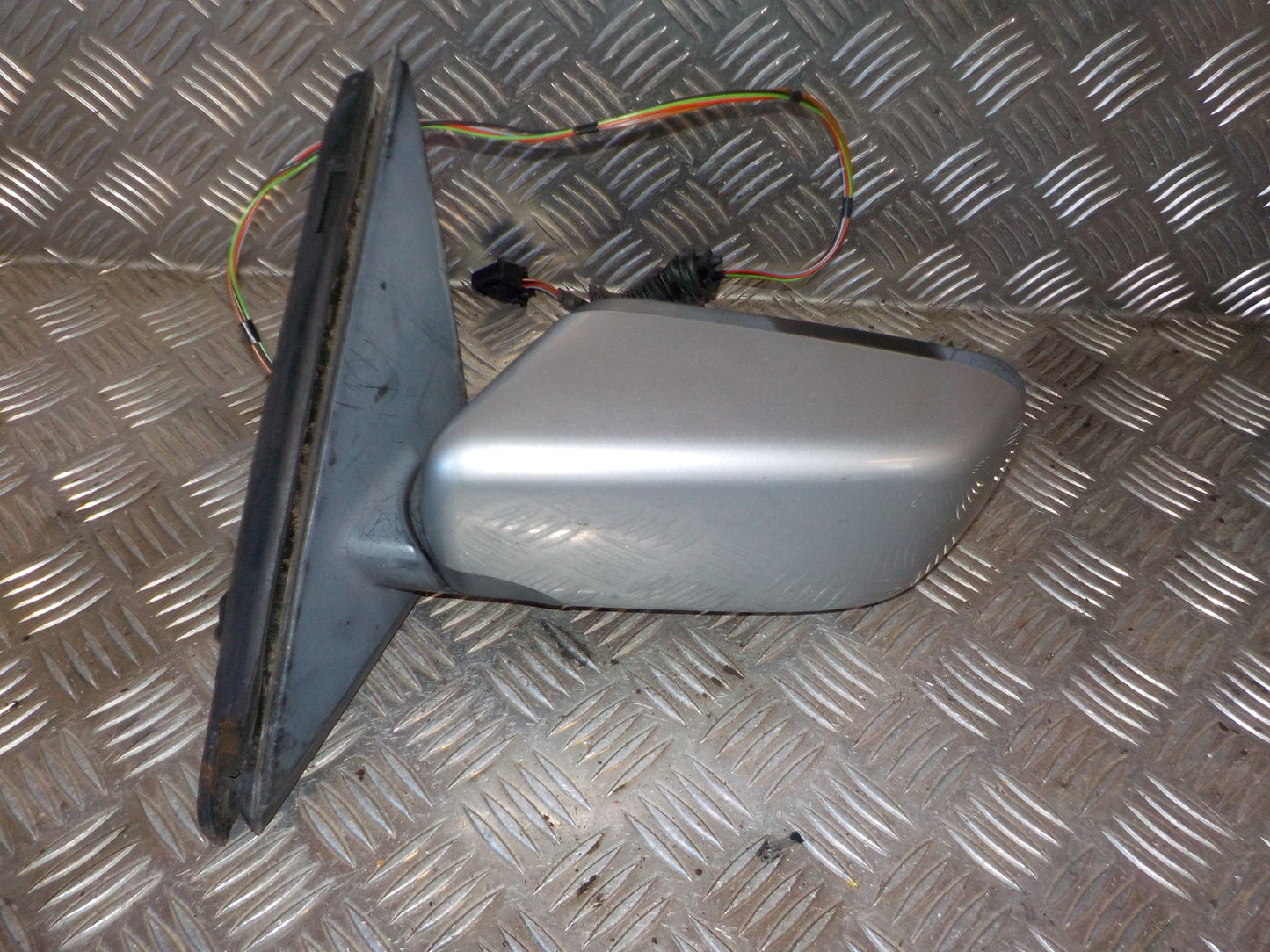 BMW 5-Serie E39 Sidespejl Med OEM Nr. 51168184833 Fra BMW Ophugger