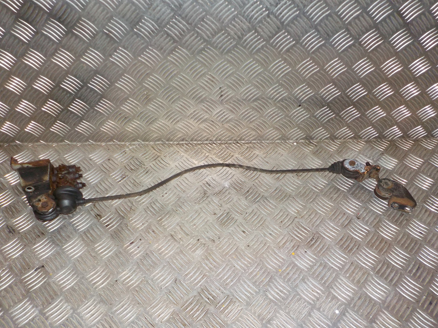 Toyota Dyna Lastventil Bag Med OEM Nr. 4790025210 Fra Toyota Ophugger