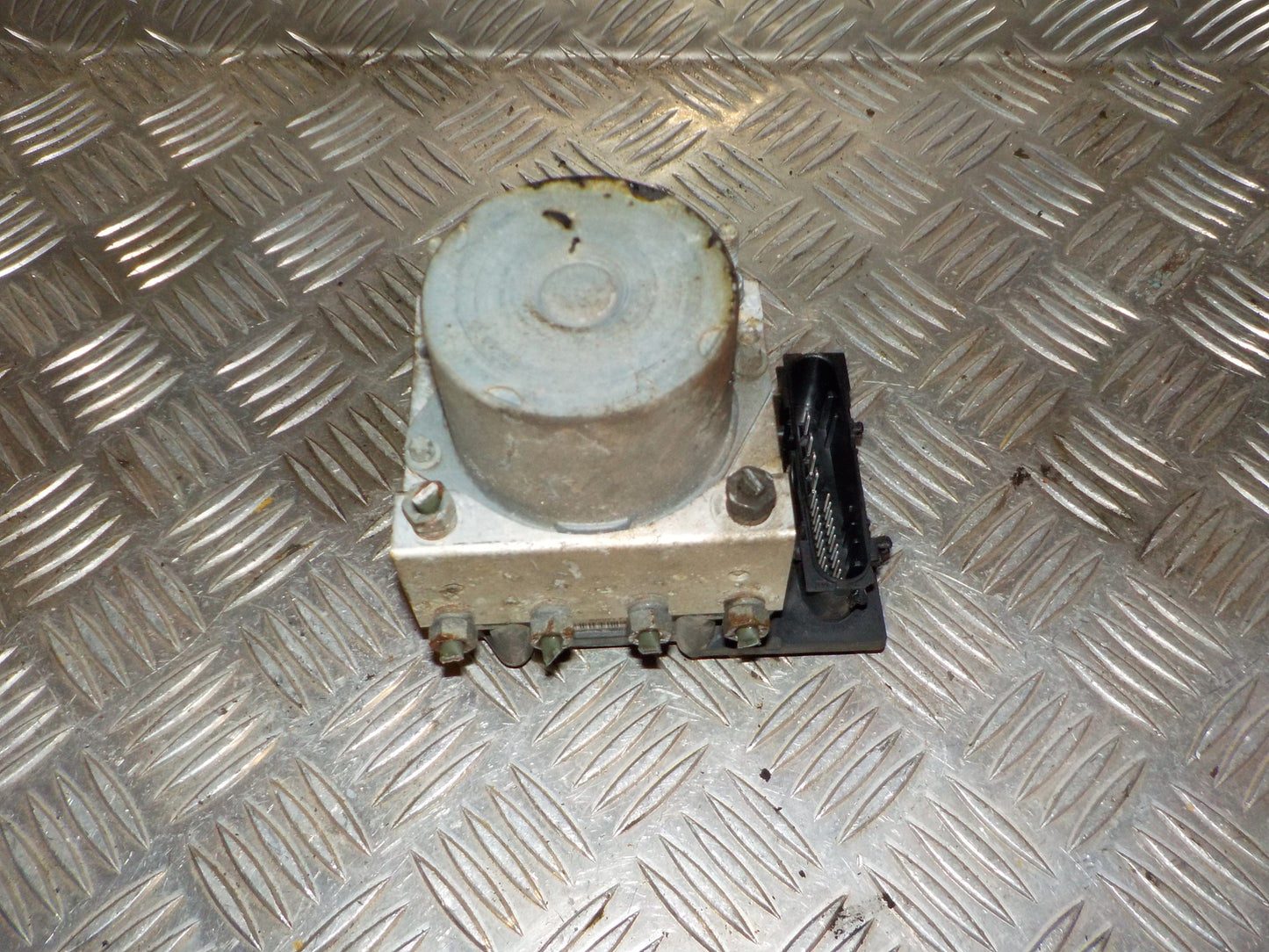 Citroen C1 Abs Pumpe Med OEM Nr. 0265600441 Fra Citroen Ophugger